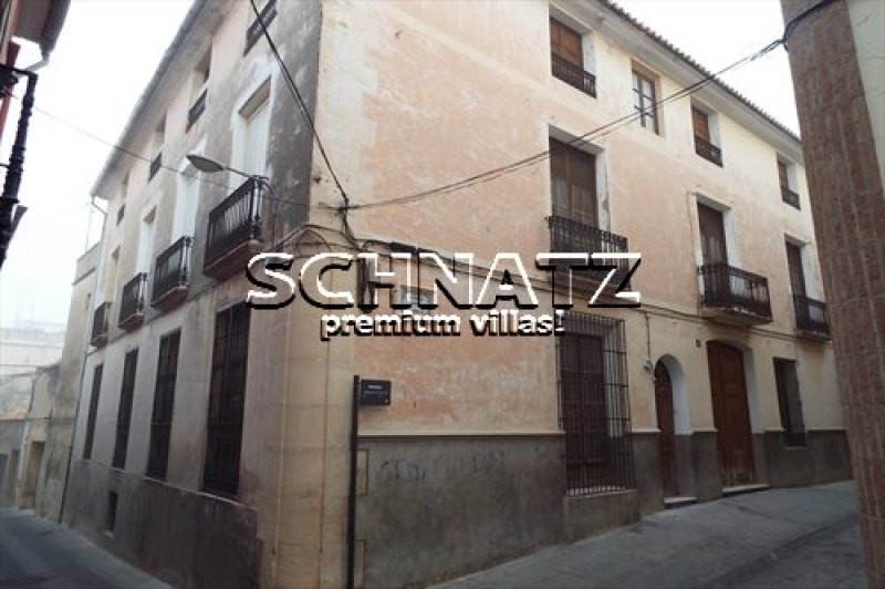 Casa Señorial para reformar en Pego