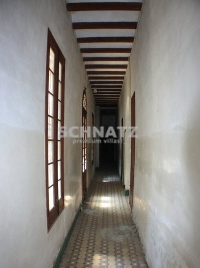 Ruime herenhuis in Montaverner