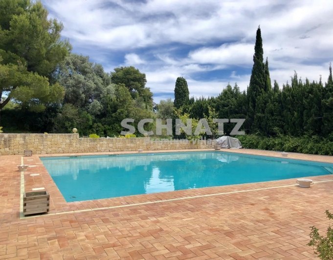 FINCA EN DENIA