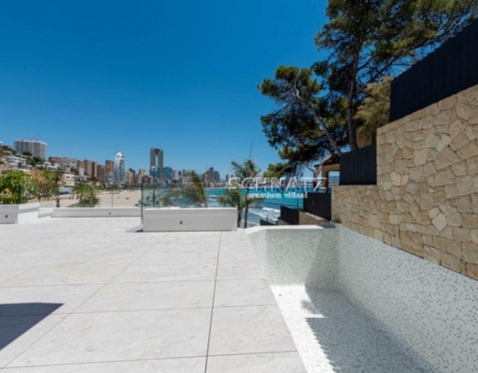 Moderna planta baja en Benidorm