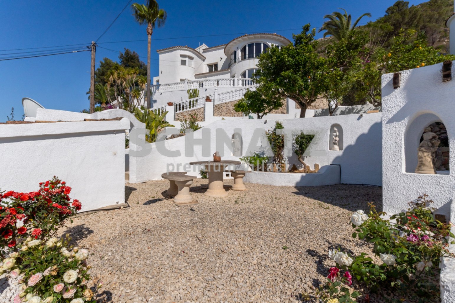 Villa con vistas al mar en venta en Jávea
