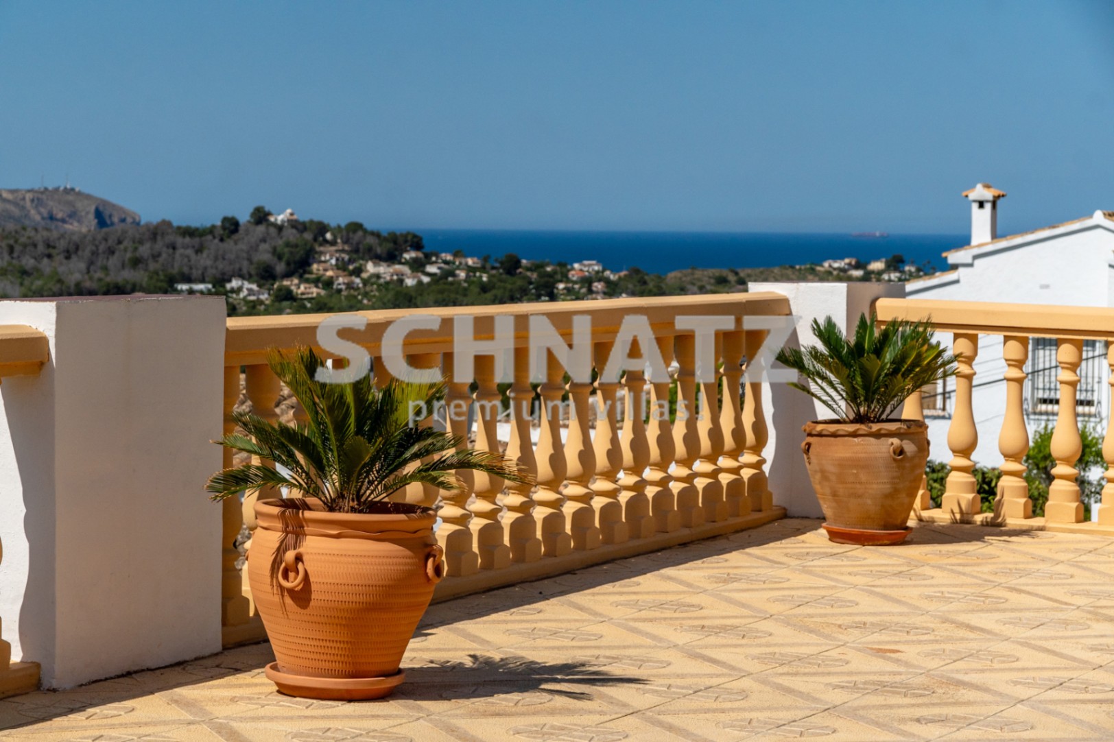 Villa con vistas al mar en venta en Jávea