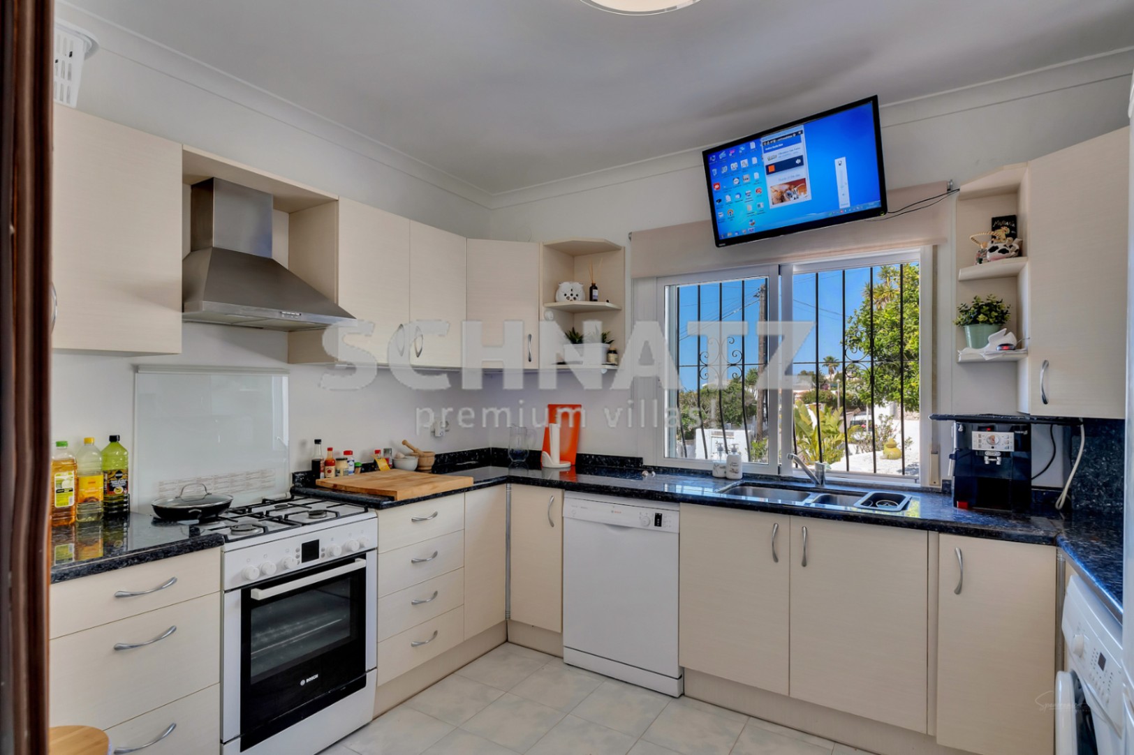 Villa con vistas al mar en venta en Jávea
