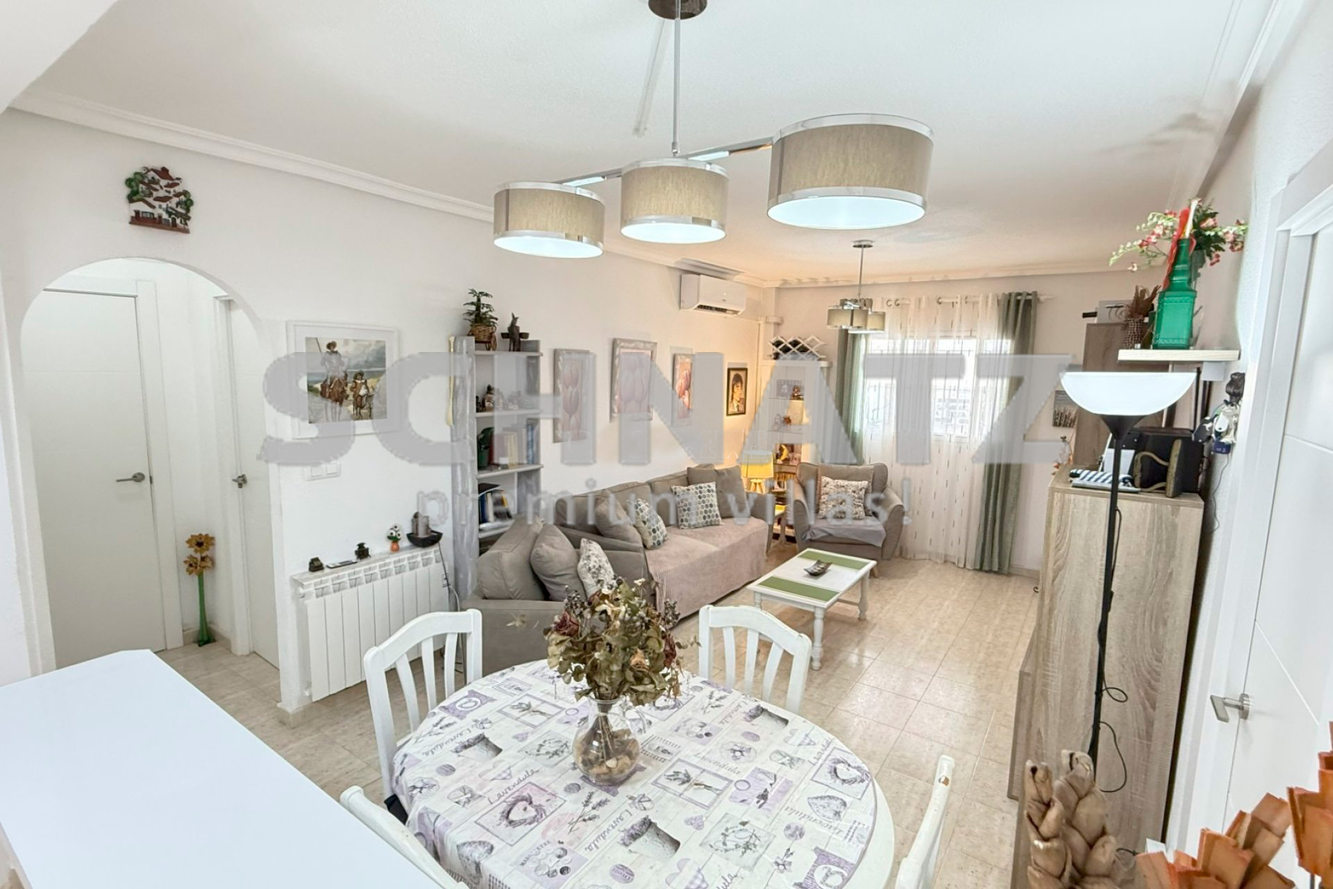Bungalow en venta en Orihuela Costa, La Zenia