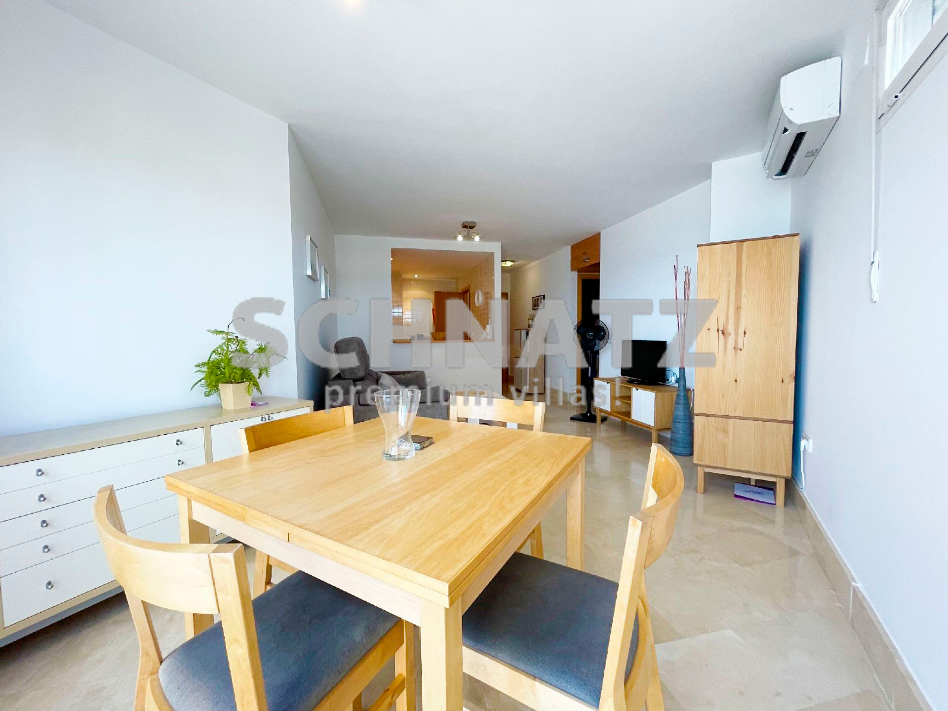 Apartamento en venta en primera línea de playa en Calpe