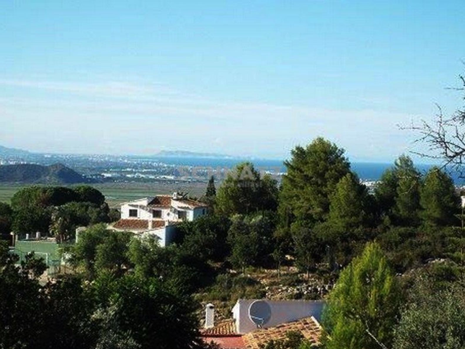 Excelente parcela en venta en Rafol