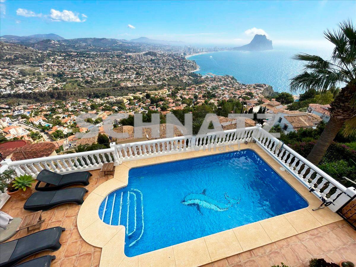 Villa con espectaculares vistas al mar en venta en Calpe