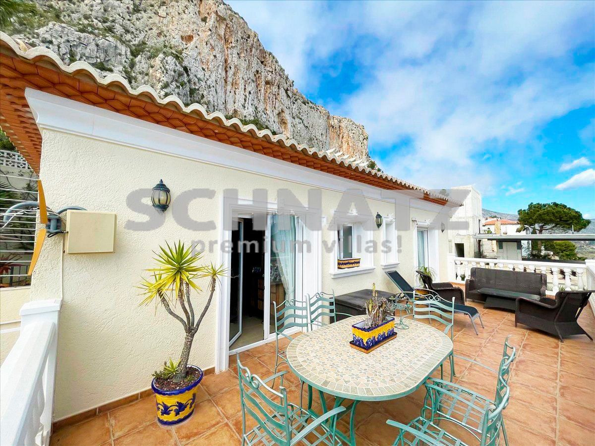 Villa con espectaculares vistas al mar en venta en Calpe