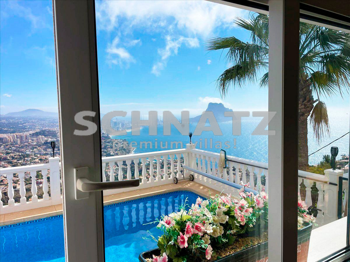Villa con espectaculares vistas al mar en venta en Calpe