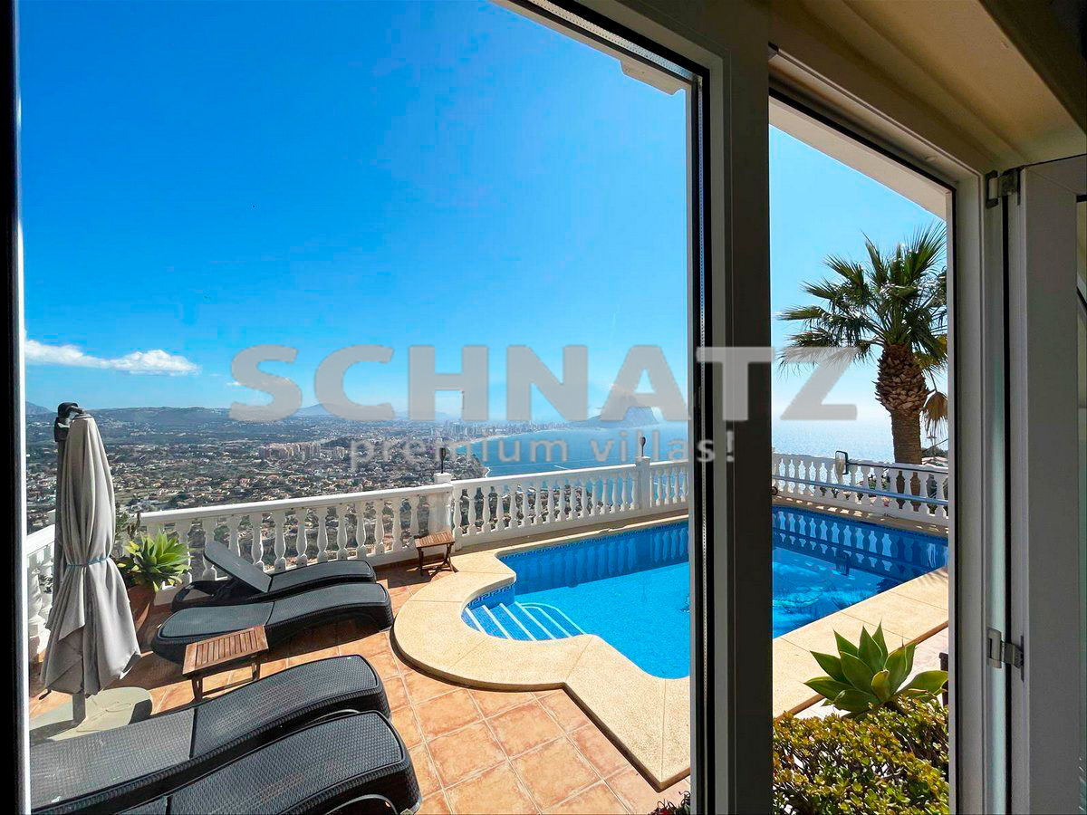 Villa con espectaculares vistas al mar en venta en Calpe