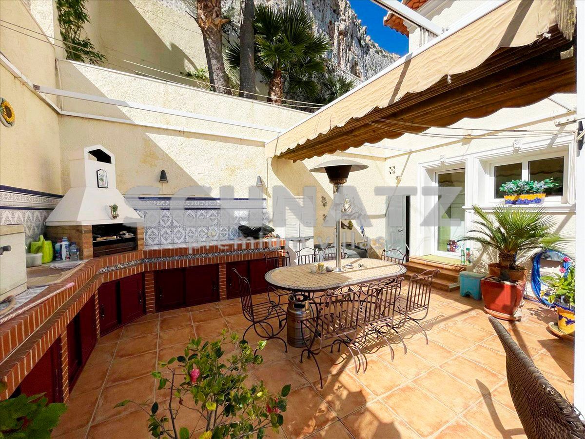 Villa con espectaculares vistas al mar en venta en Calpe