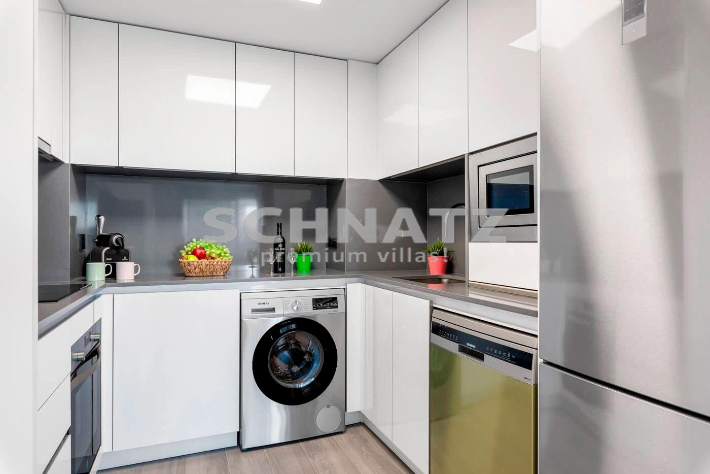 Exclusivo apartamento con vistas al mar en venta en la playa Arenal en Calpe