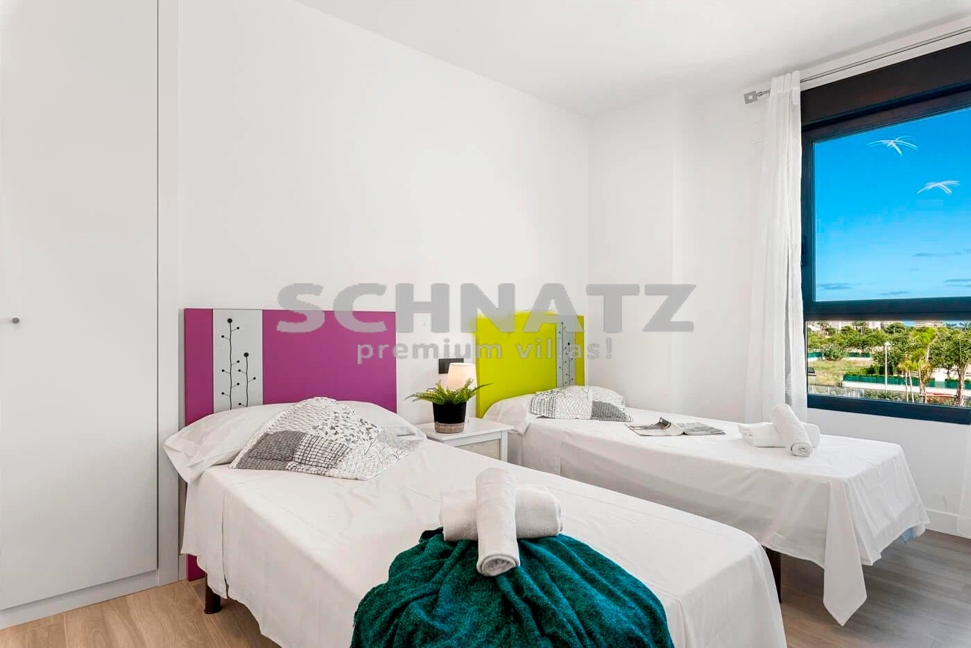 Exclusivo apartamento con vistas al mar en venta en la playa Arenal en Calpe
