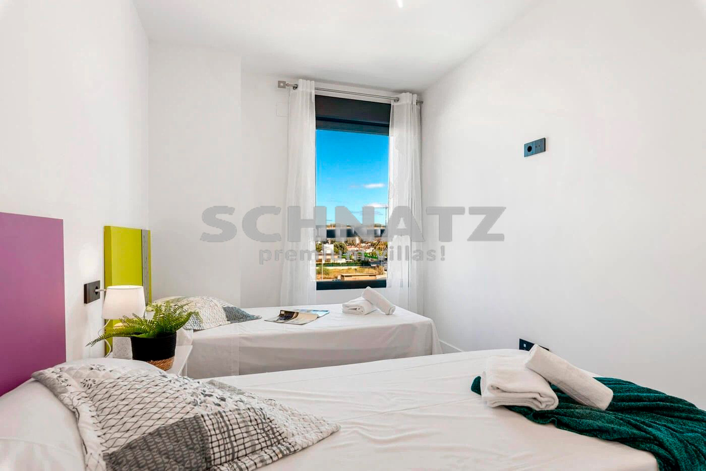 Exclusivo apartamento con vistas al mar en venta en la playa Arenal en Calpe