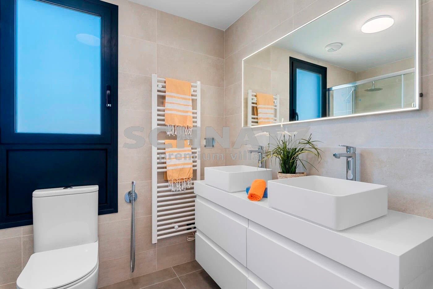 Exclusivo apartamento con vistas al mar en venta en la playa Arenal en Calpe