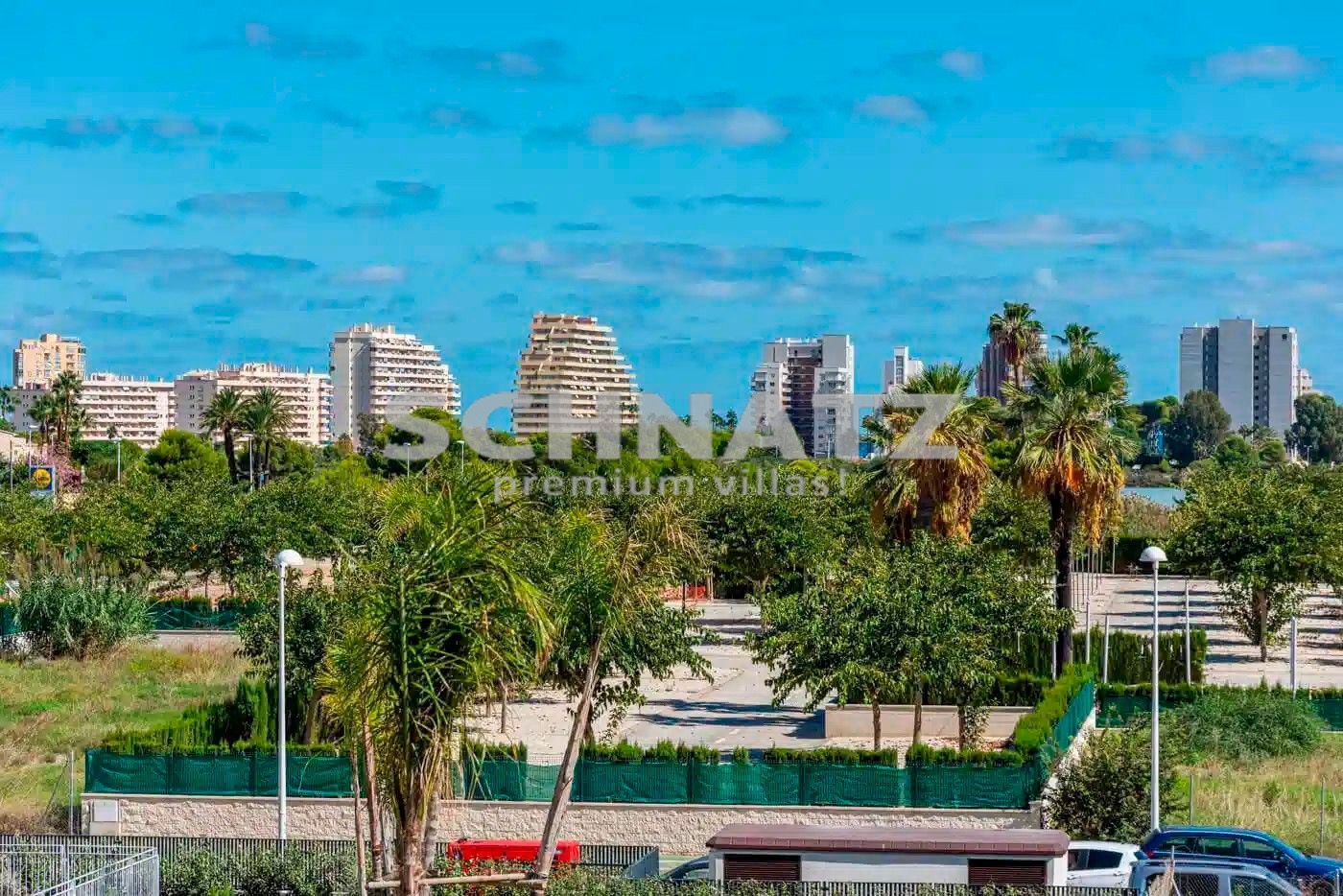 Exclusivo apartamento con vistas al mar en venta en la playa Arenal en Calpe