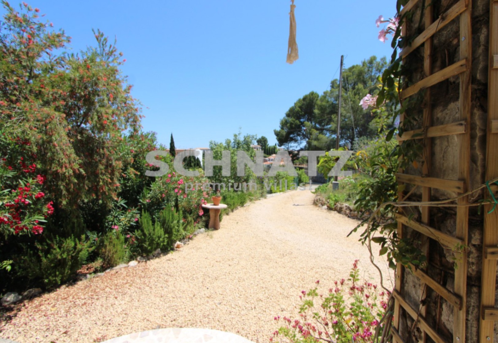 Preciosa finca en venta en Alcalalí