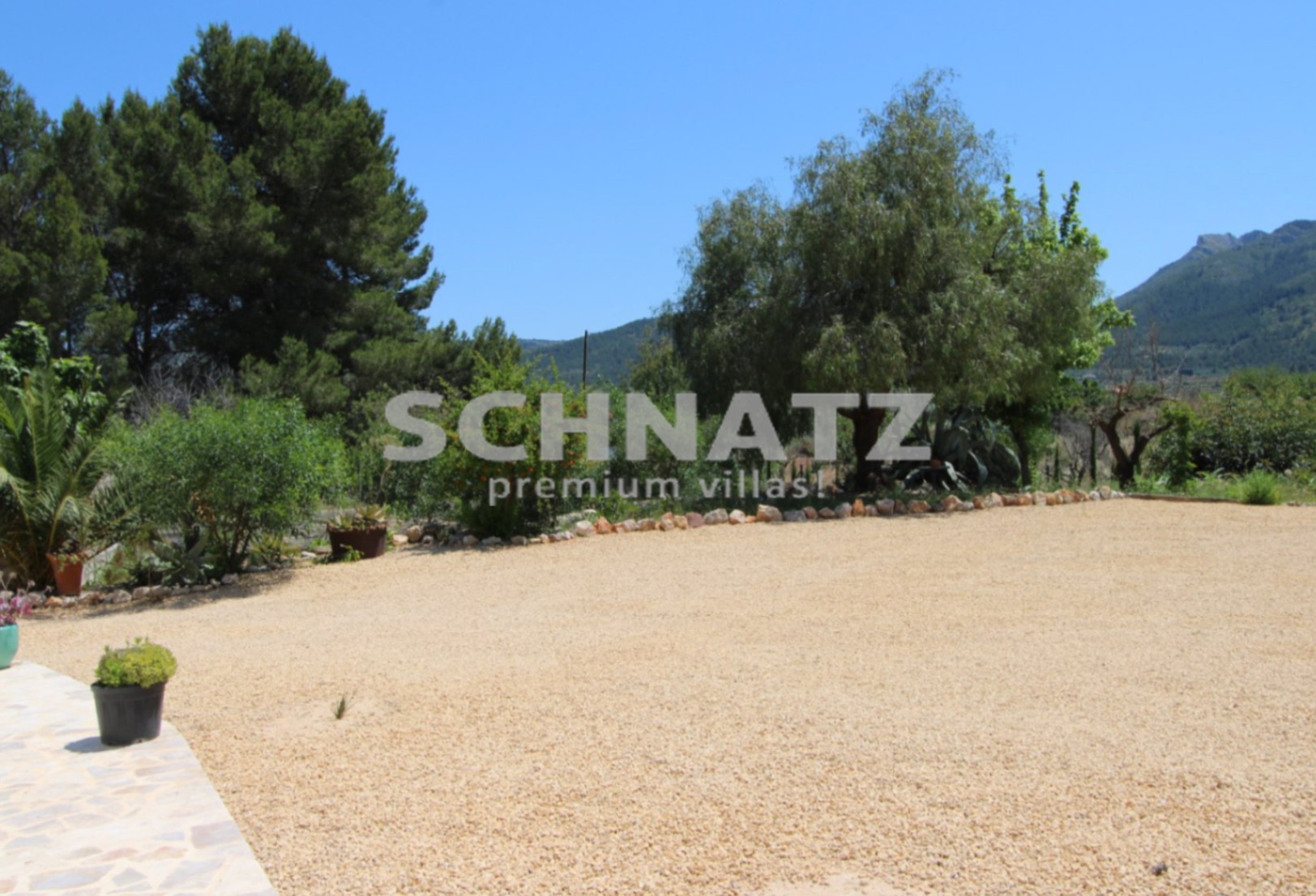 Preciosa finca en venta en Alcalalí