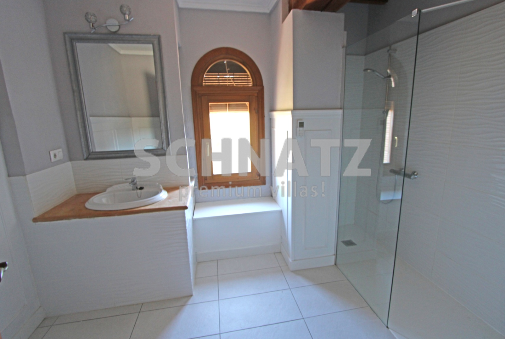 Villa en venta en Orba