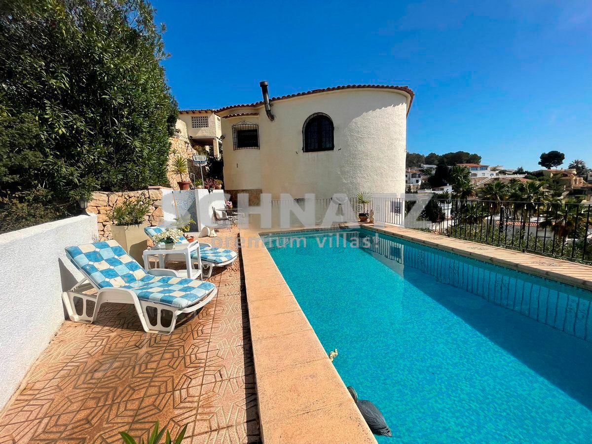 Villa con vistas al mar en venta en Benissa