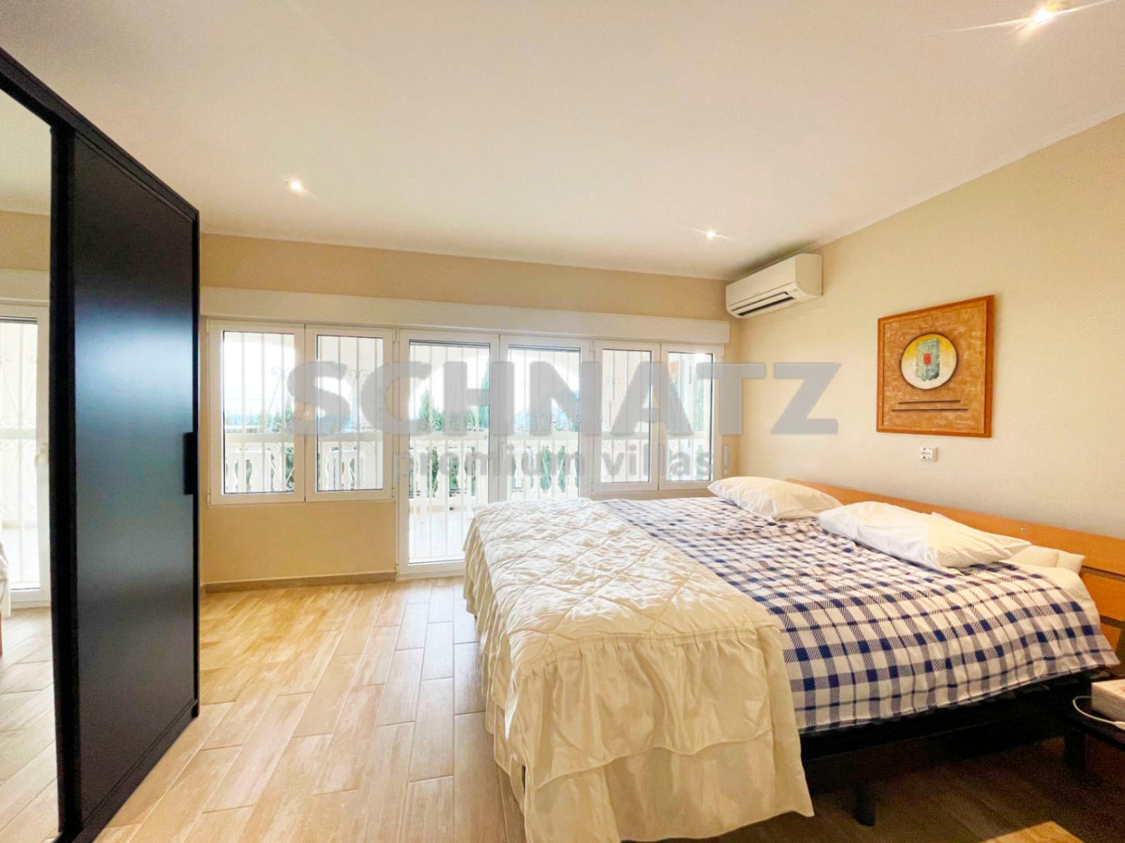 Preciosa villa con vistas panorámicas al mar y al Peñón en venta en Calpe