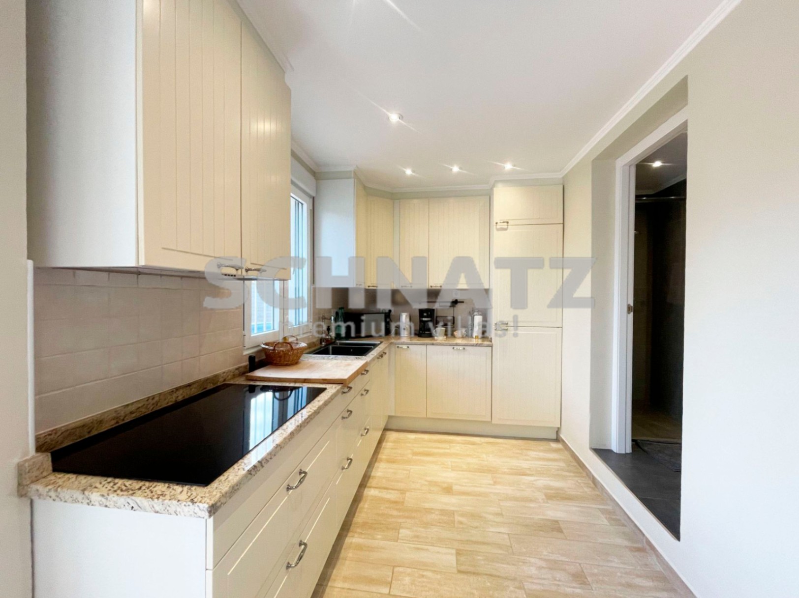 Preciosa villa con vistas panorámicas al mar y al Peñón en venta en Calpe