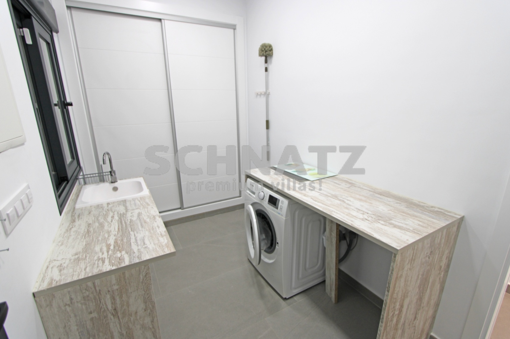 Exclusiva villa con vistas al mar en venta en Orba