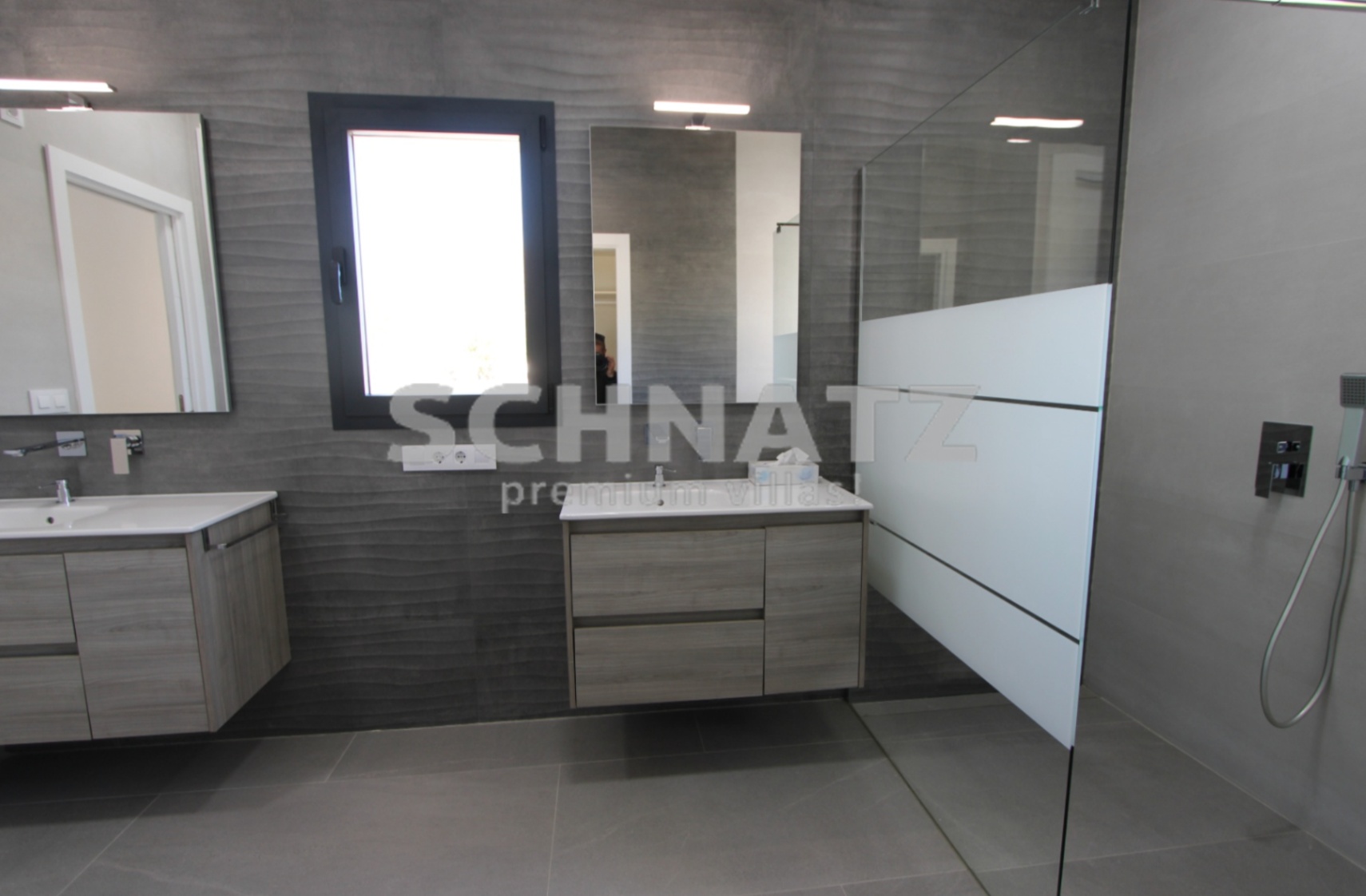 Exclusiva villa con vistas al mar en venta en Orba
