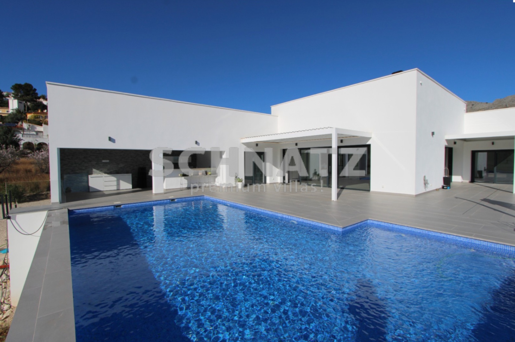 Exclusiva villa con vistas al mar en venta en Orba