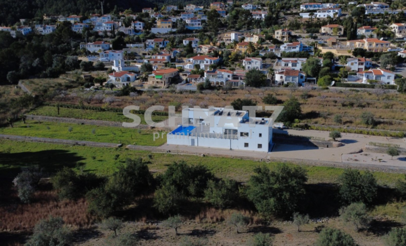 Exclusiva villa con vistas al mar en venta en Orba