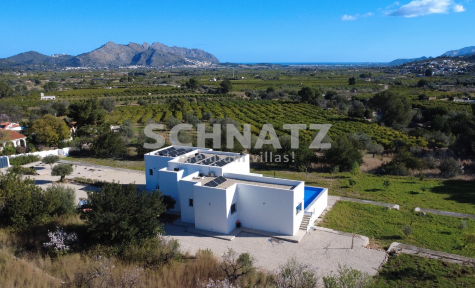 Exclusiva villa con vistas al mar en venta en Orba