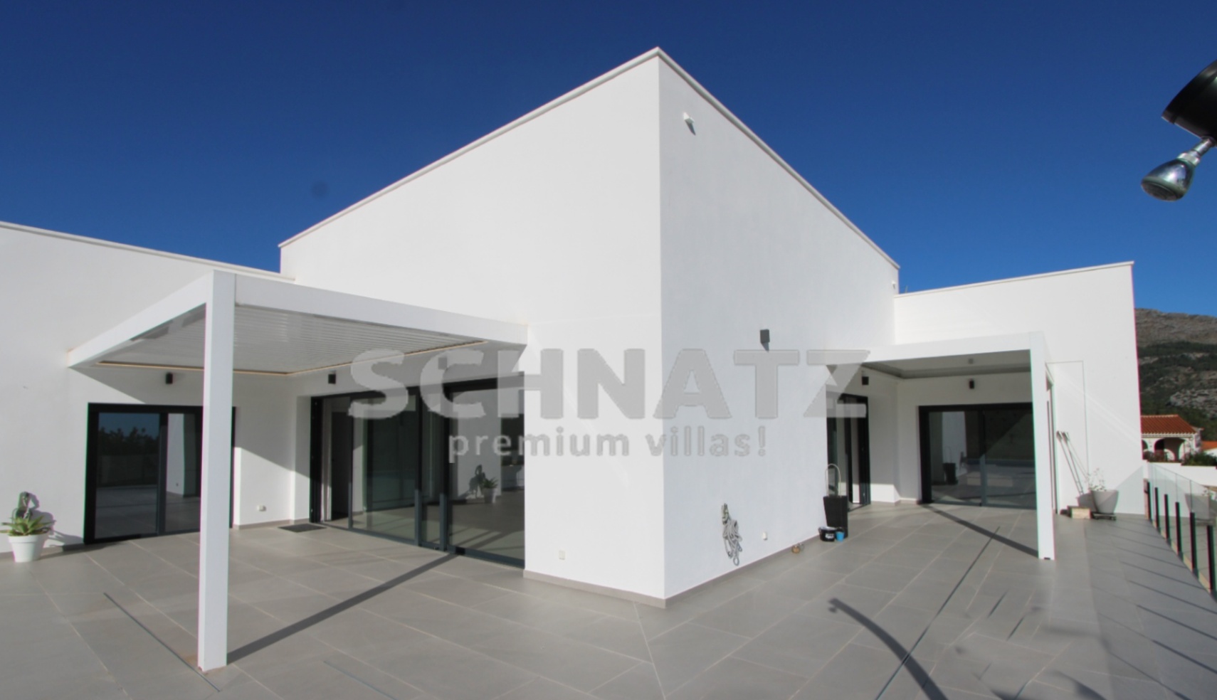 Exclusiva villa con vistas al mar en venta en Orba