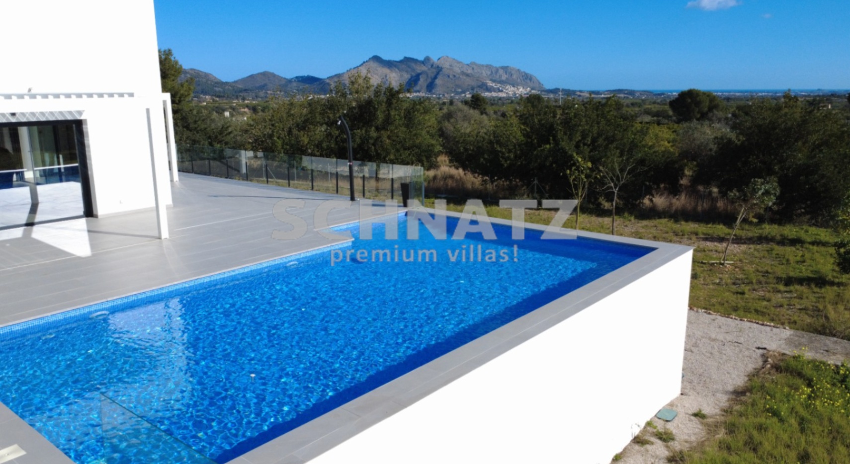 Exclusiva villa con vistas al mar en venta en Orba