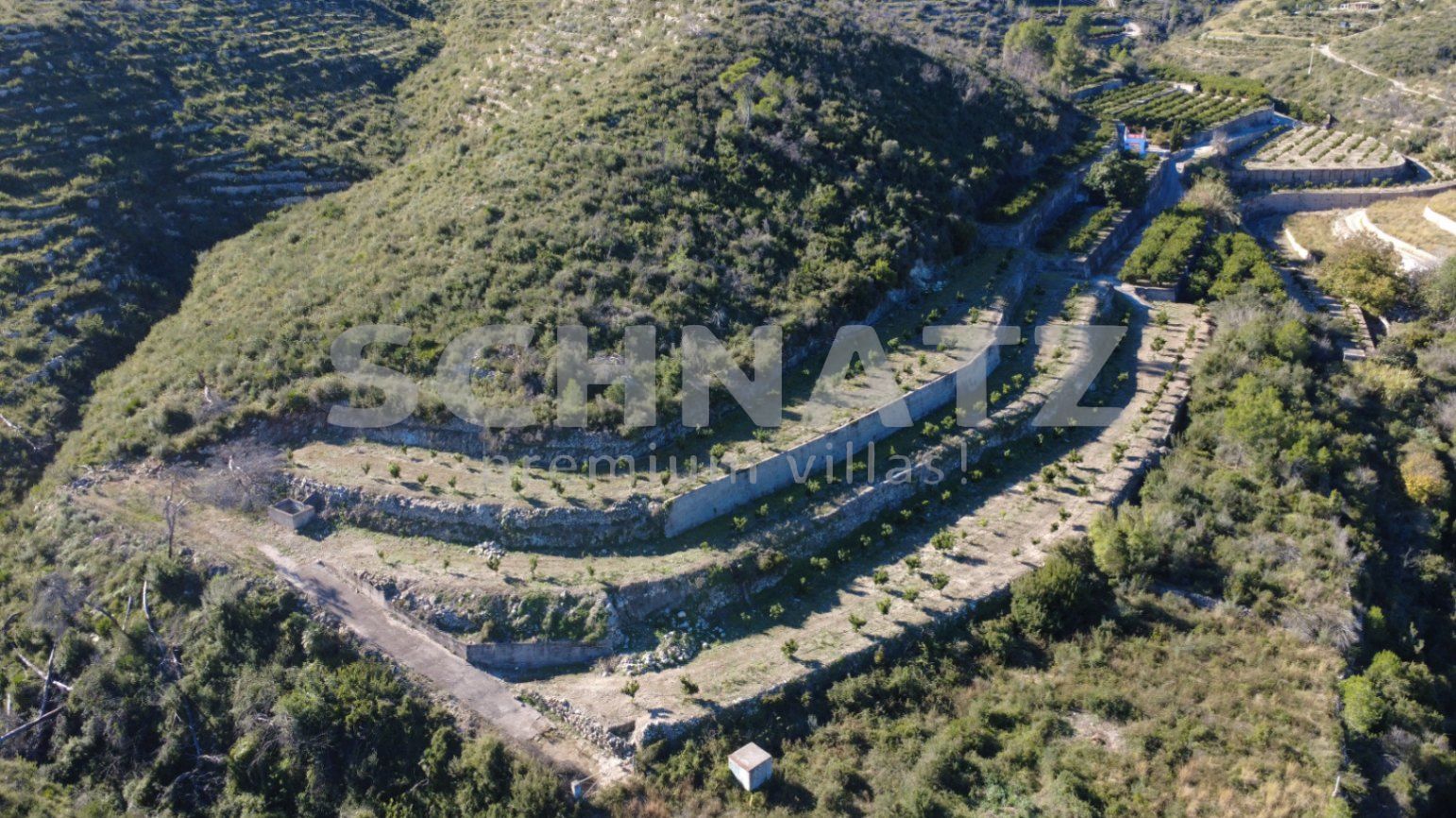 Amplia parcela de 29.879 m² en zona tranquila – cerca de Pego (Alicante)