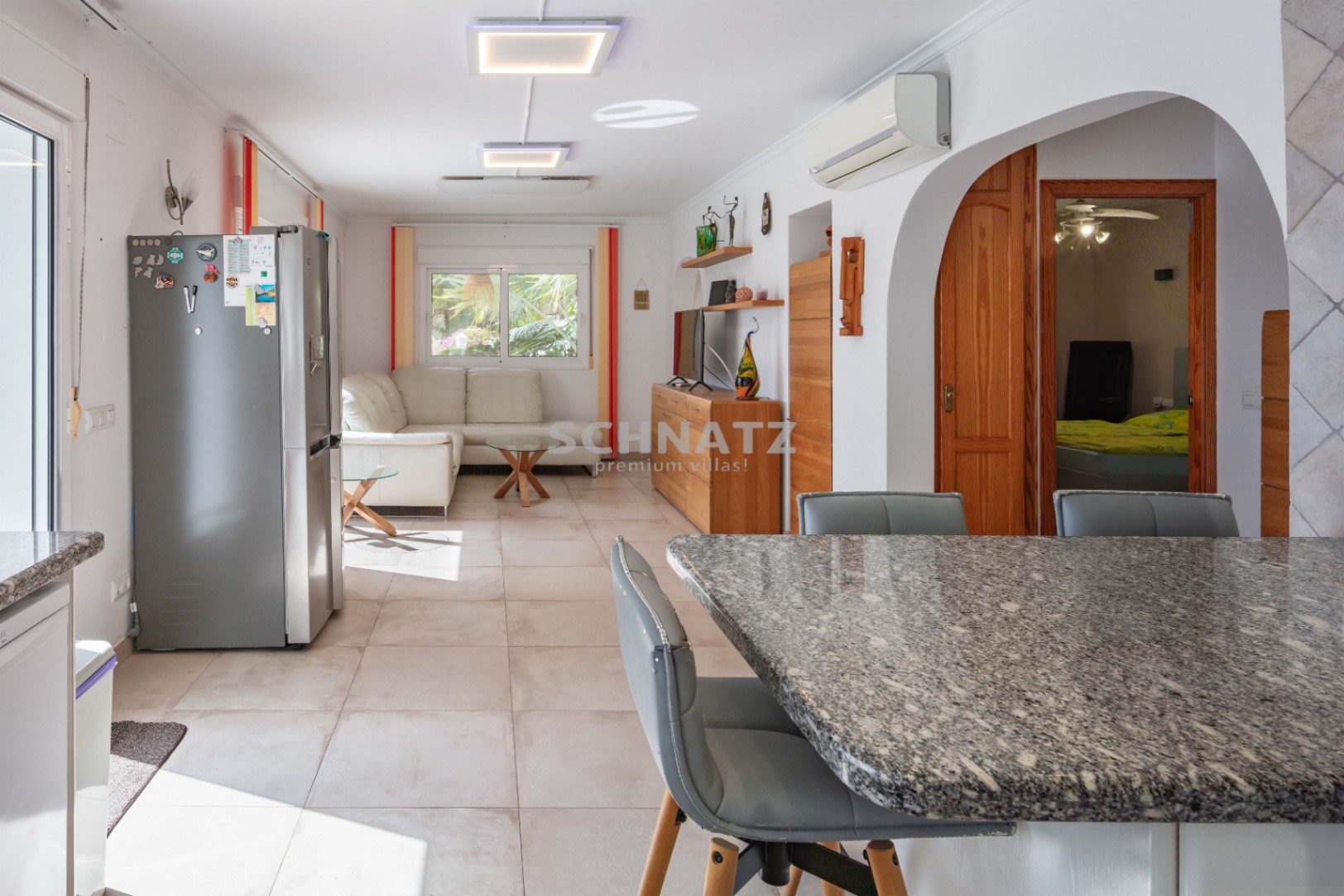 Espectacular villa con vistas al mar y orientación sur en Jávea