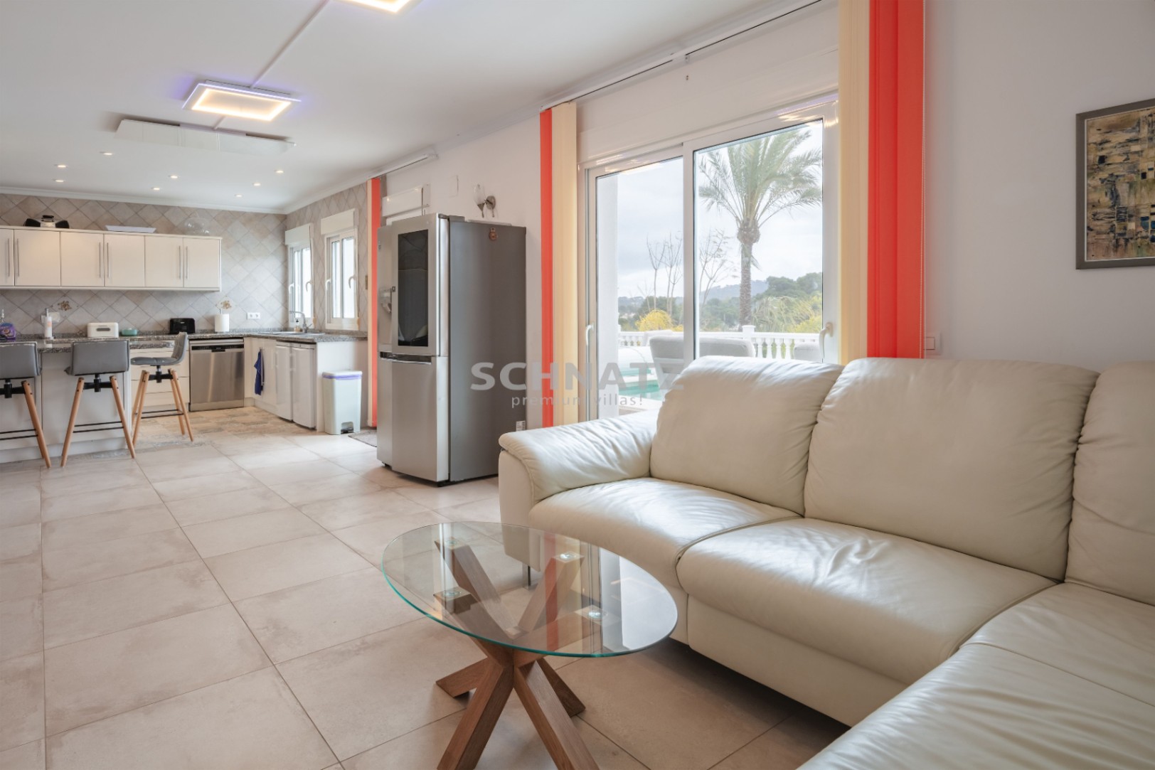 Espectacular villa con vistas al mar y orientación sur en Jávea