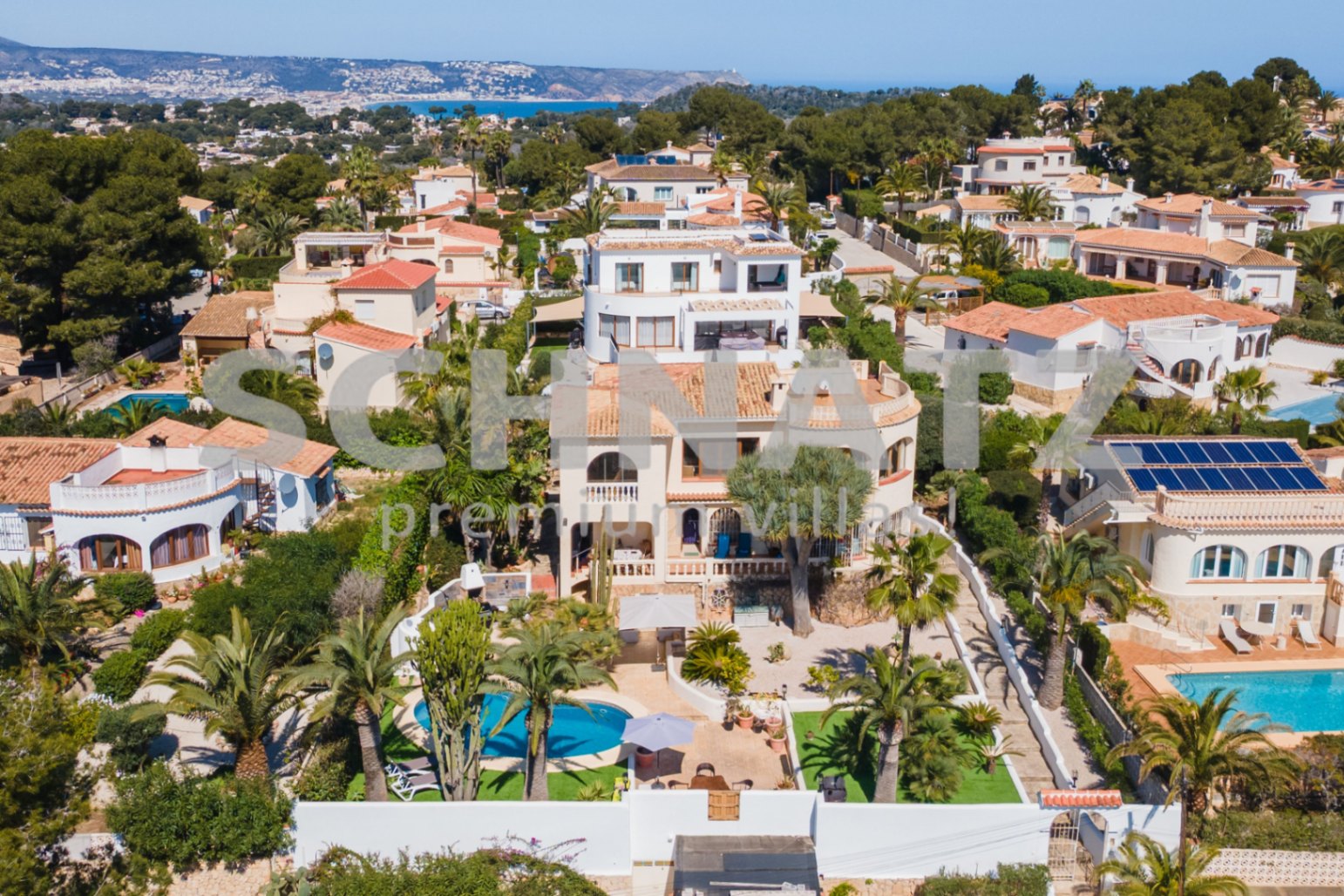 Encantadora villa en Jávea con vistas al mar y piscina