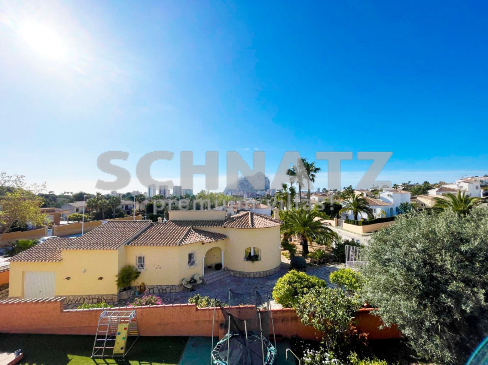Villa en venta en Calpe con vistas panorámicas al Peñón de Ifach