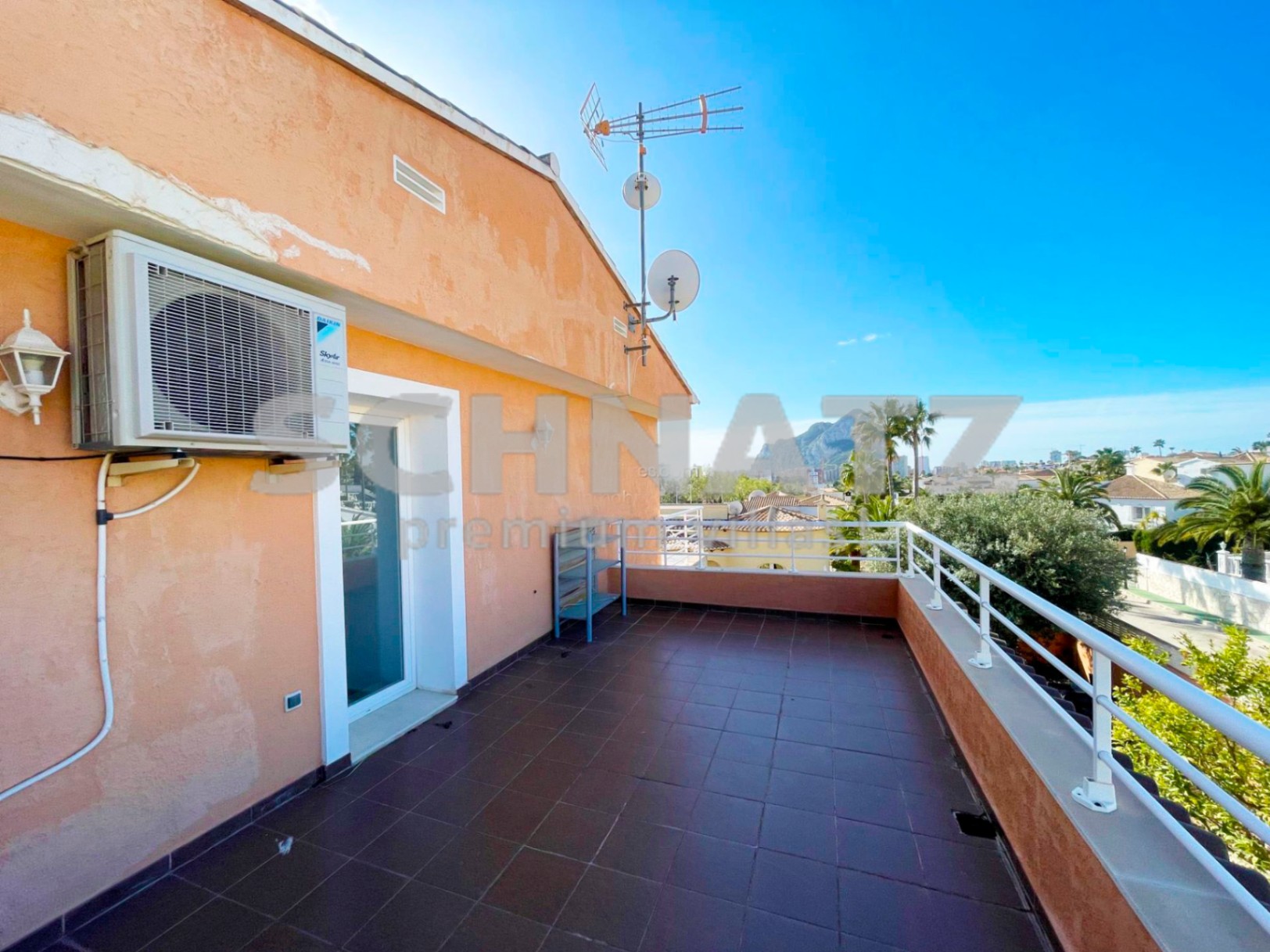 Villa en venta en Calpe con vistas panorámicas al Peñón de Ifach