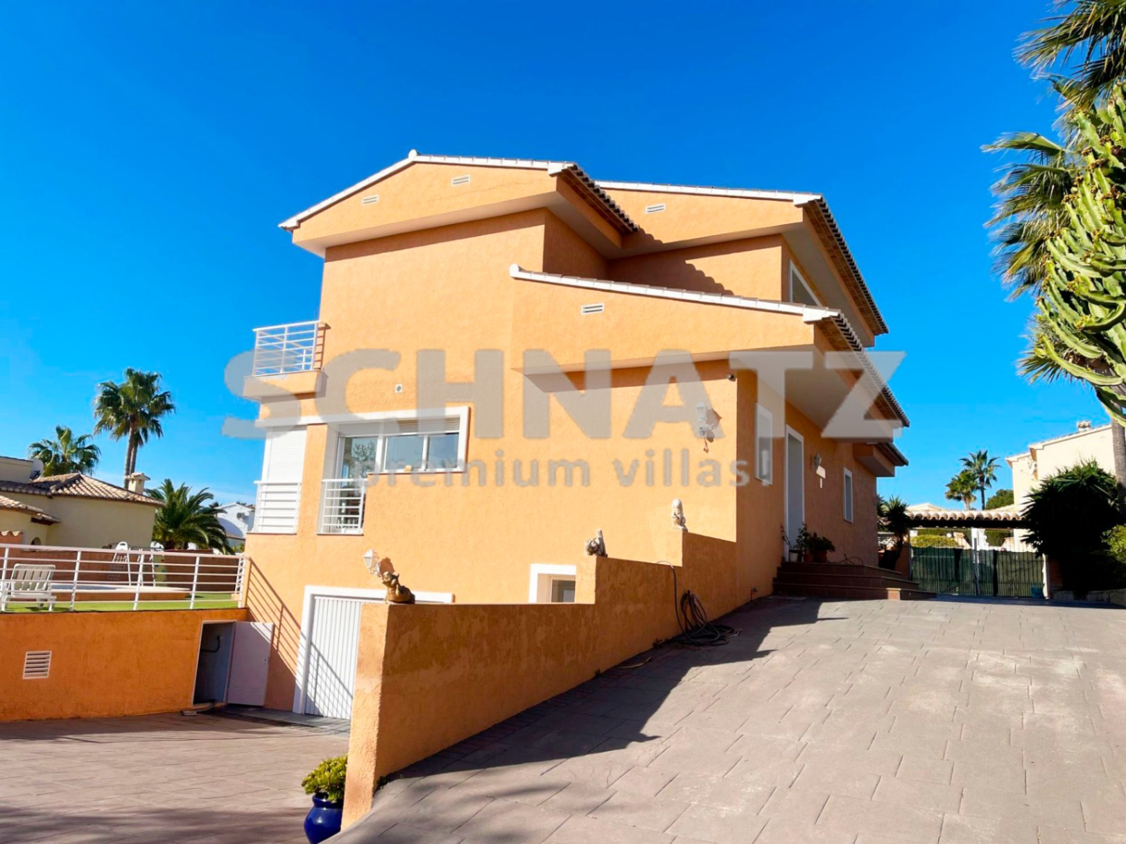 Villa en venta en Calpe con vistas panorámicas al Peñón de Ifach