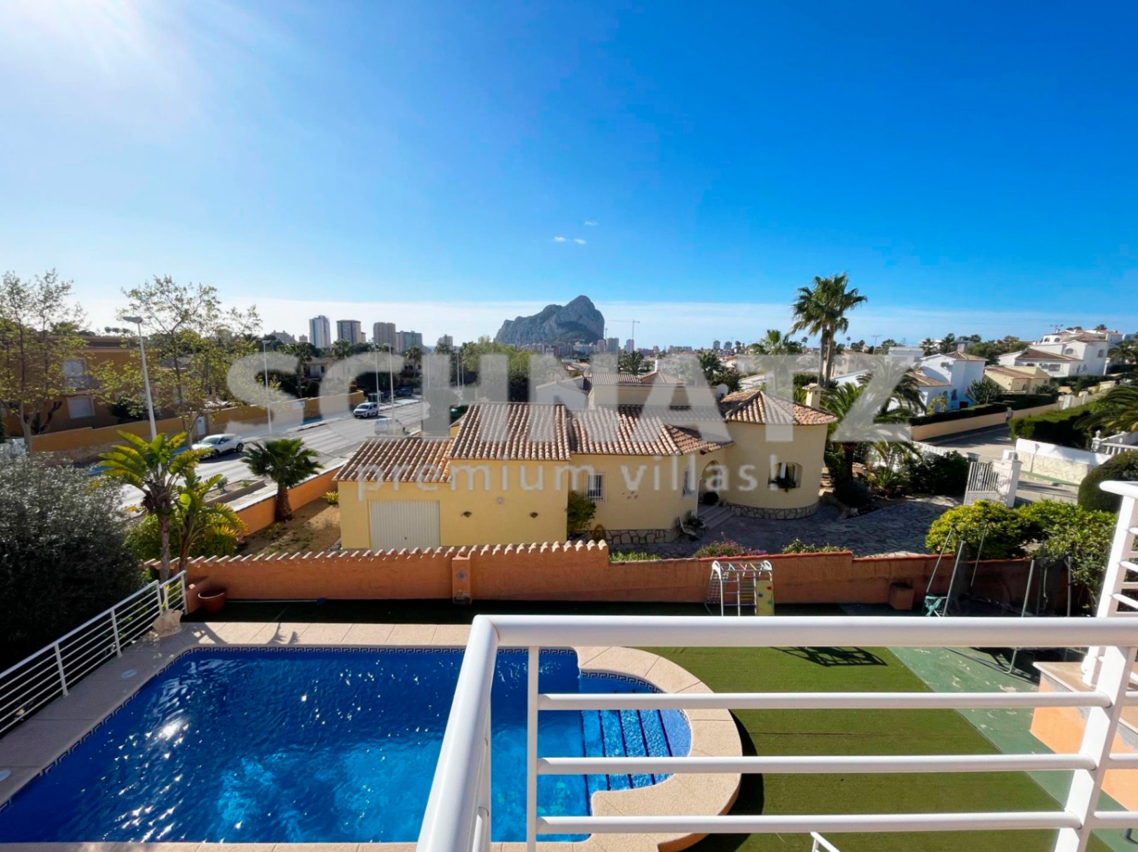 Villa en venta en Calpe con vistas panorámicas al Peñón de Ifach