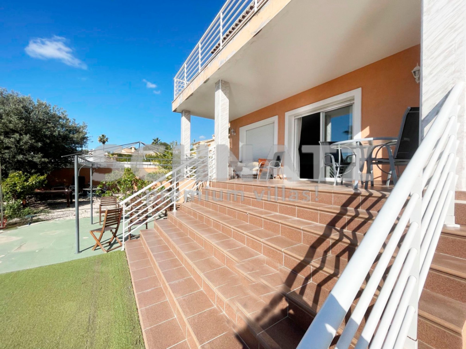 Villa en venta en Calpe con vistas panorámicas al Peñón de Ifach