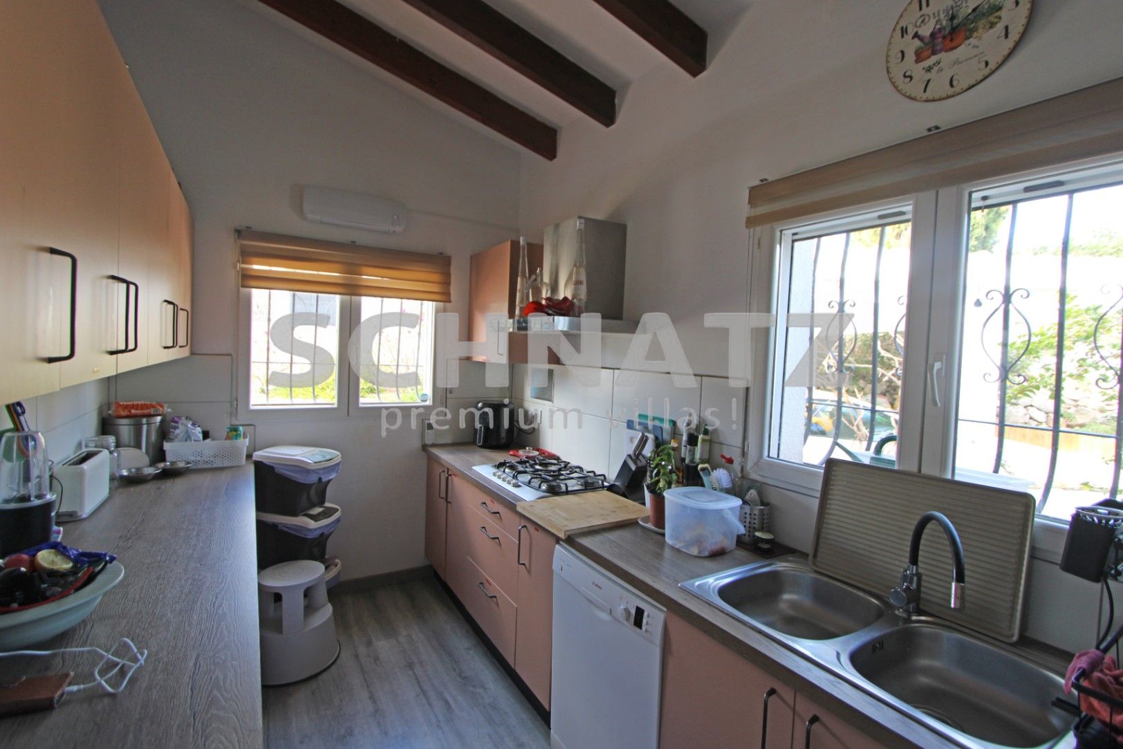 Chalet con vistas a la montaña en Alcalalí