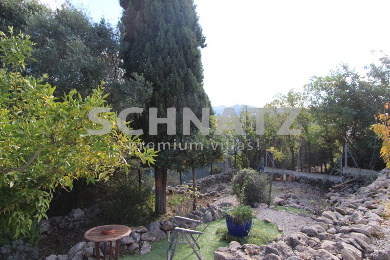 Chalet con vistas a la montaña en Alcalalí