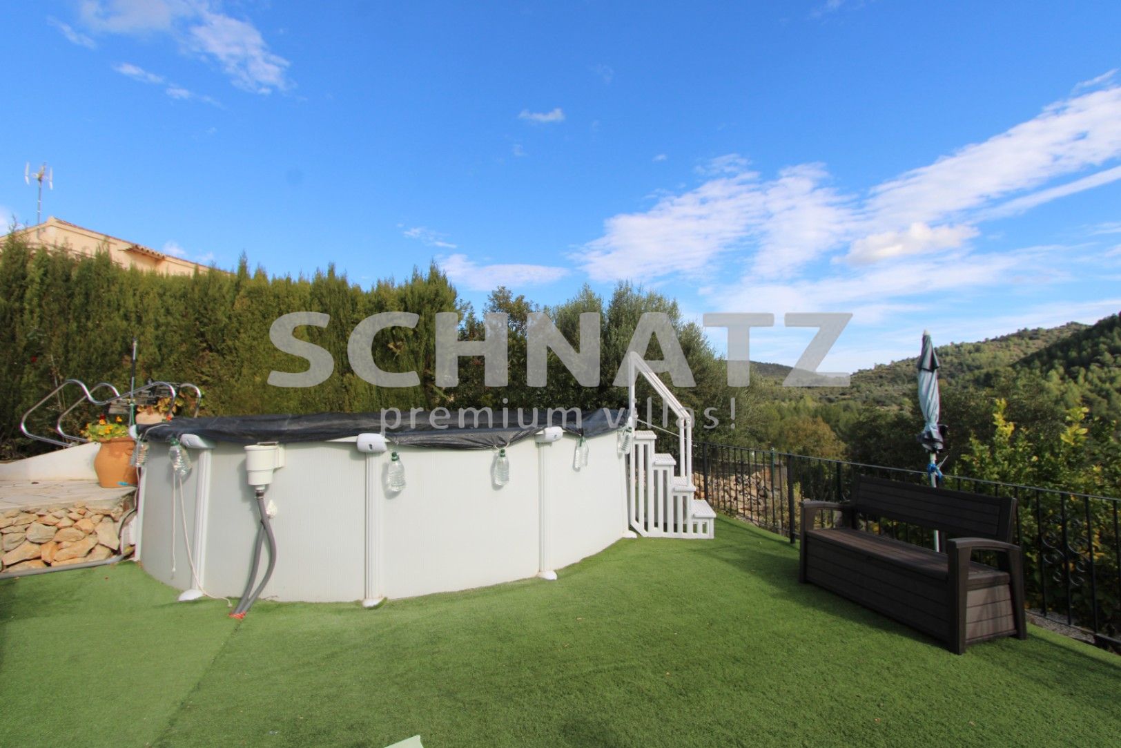 Chalet con vistas a la montaña en Alcalalí