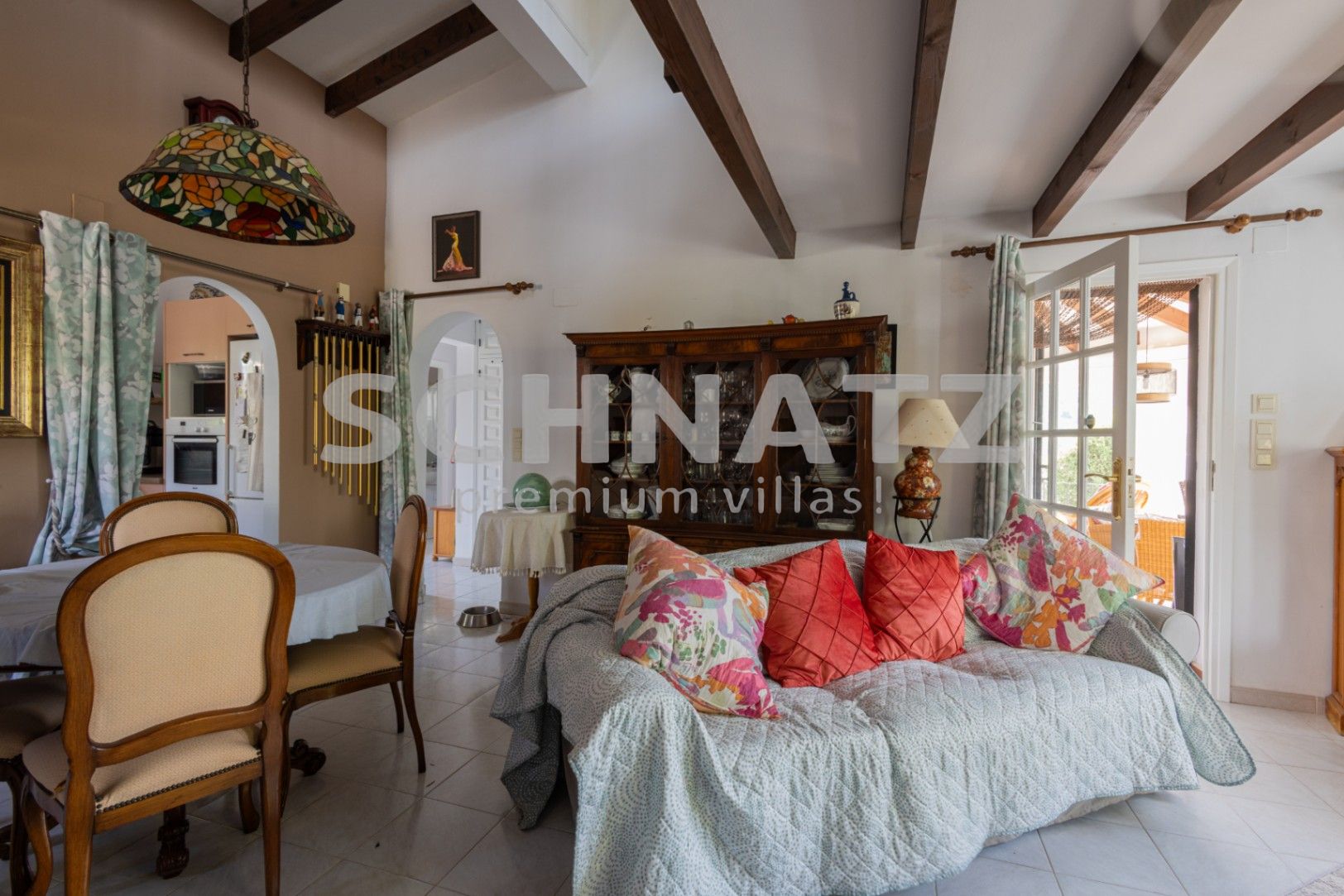 Chalet con vistas a la montaña en Alcalalí