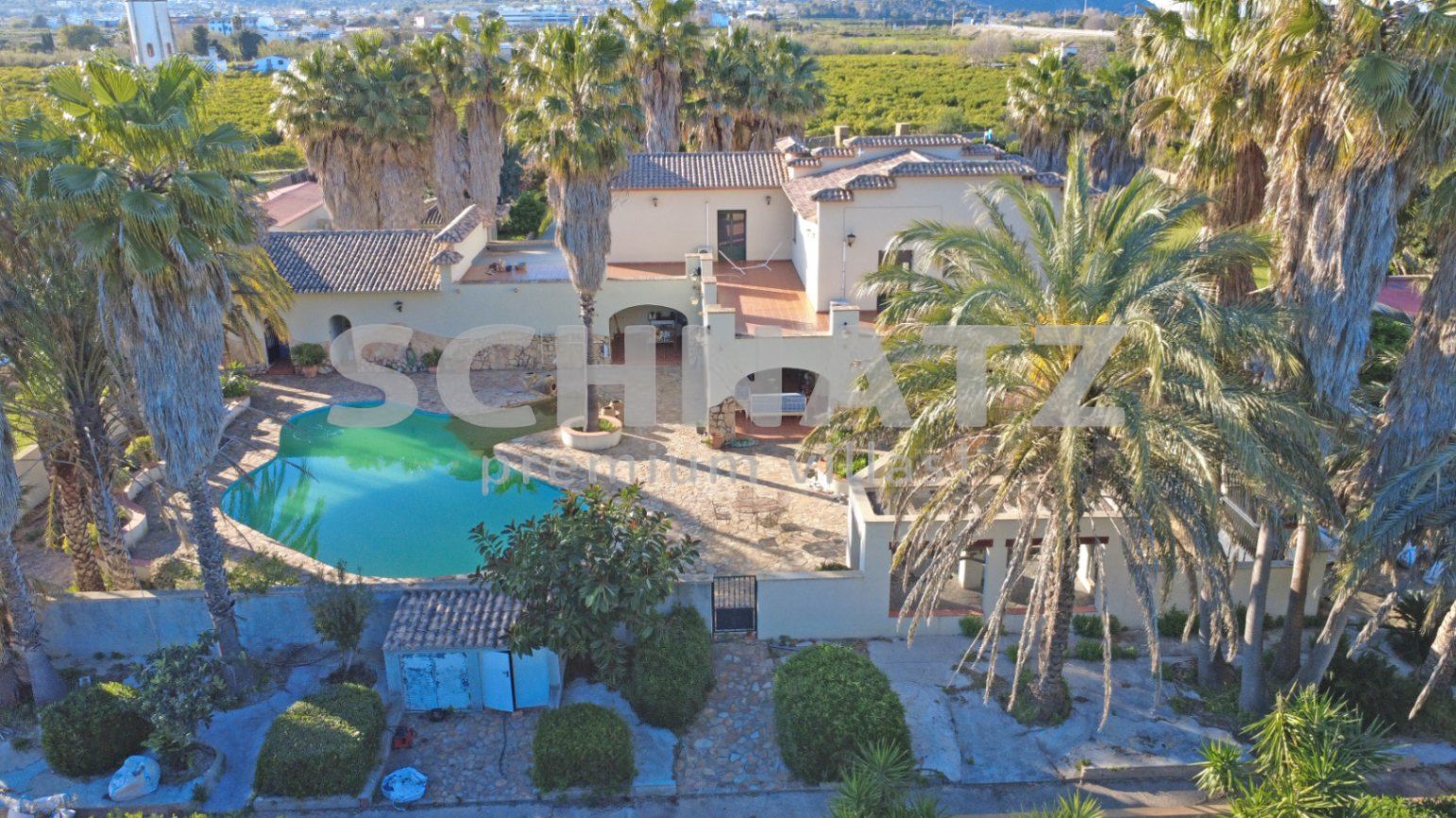 Espectacular villa / finca sobre una parcela de 10.000 m² en Ondara