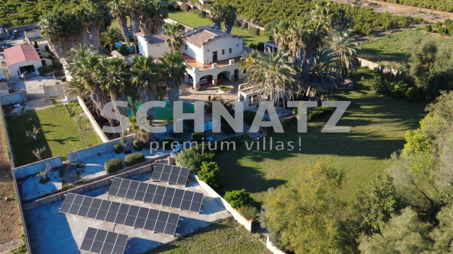 Espectacular villa / finca sobre una parcela de 10.000 m² en Ondara