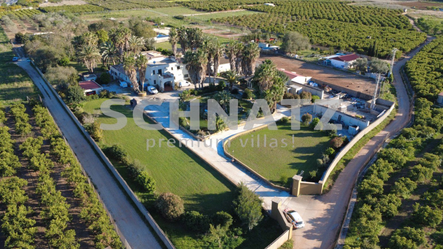 Espectacular villa / finca sobre una parcela de 10.000 m² en Ondara