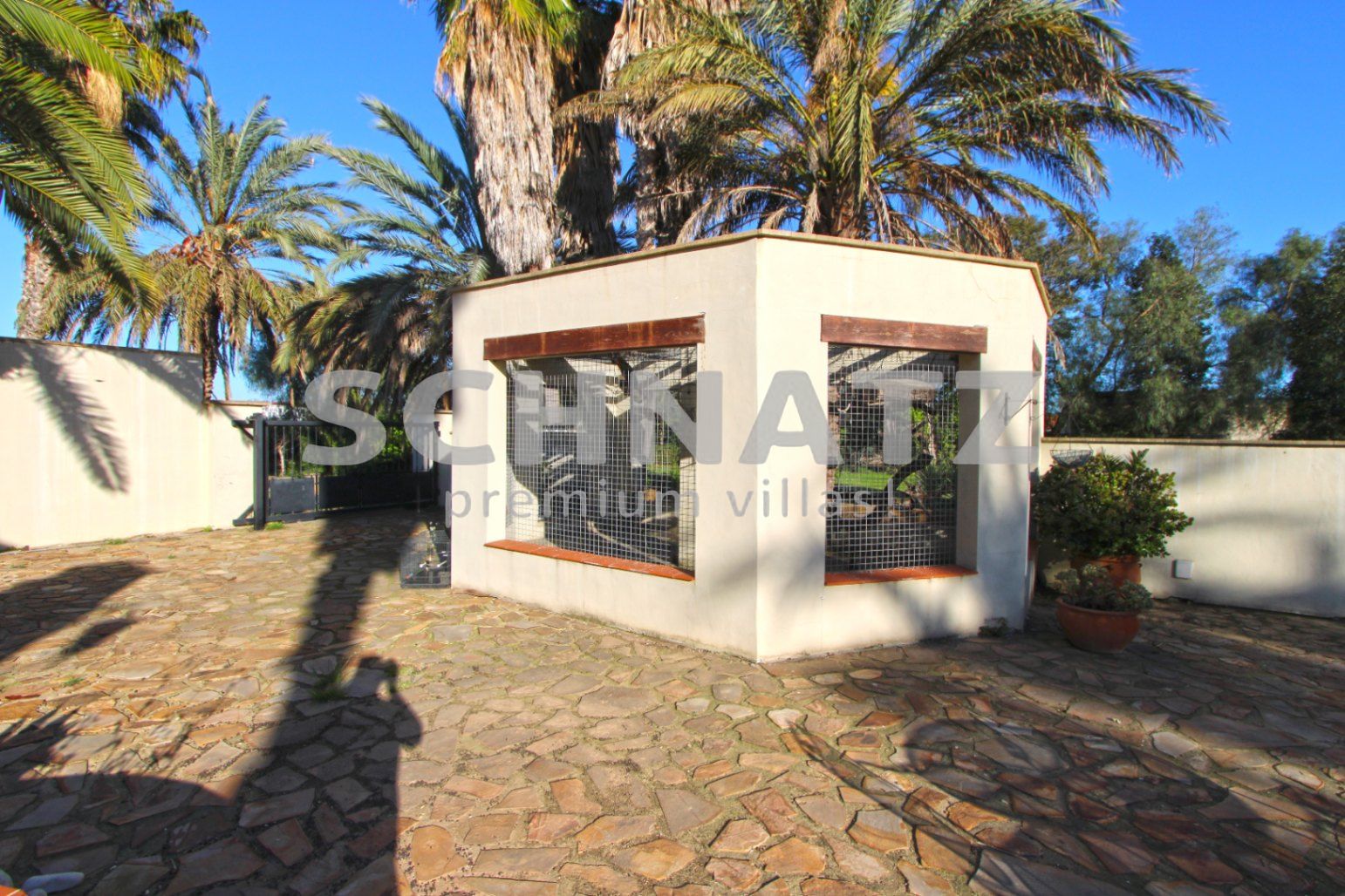 Espectacular villa / finca sobre una parcela de 10.000 m² en Ondara